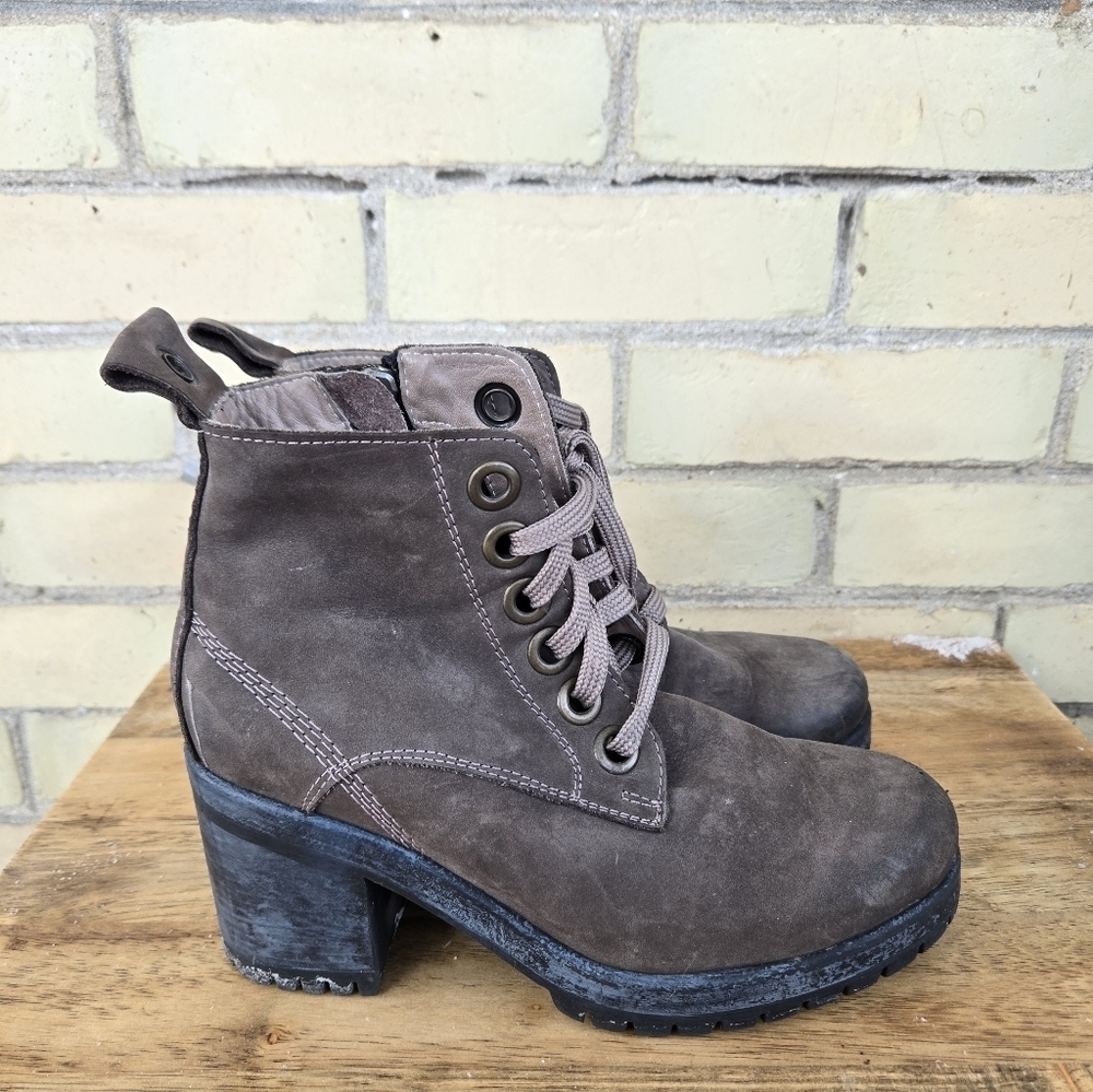 Bueno Leather Lace up Boots